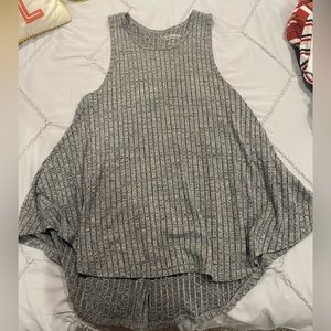 Grey tank top